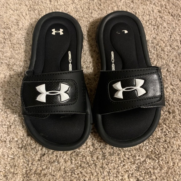 under armour flip flops youth